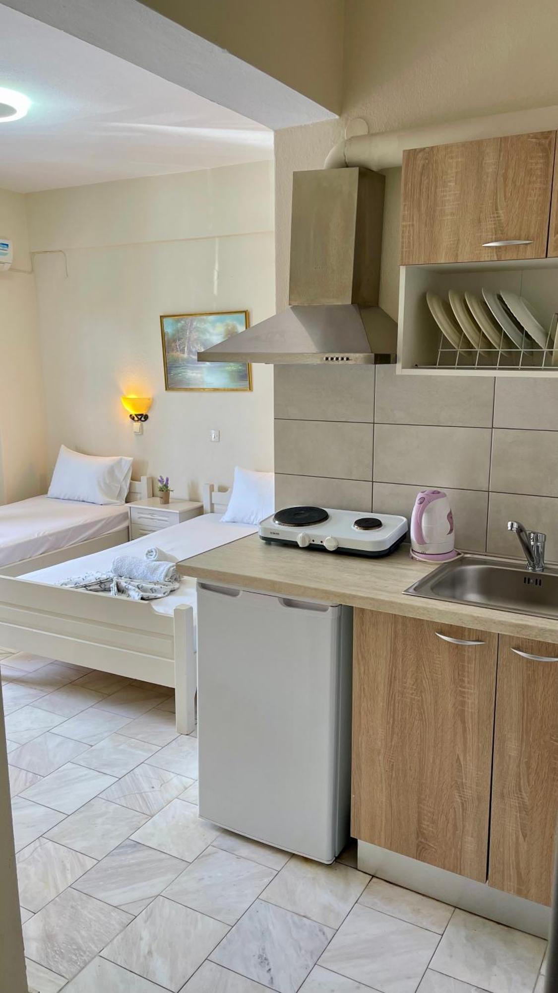 Velonis Apartments 렙토카리아 외부 사진