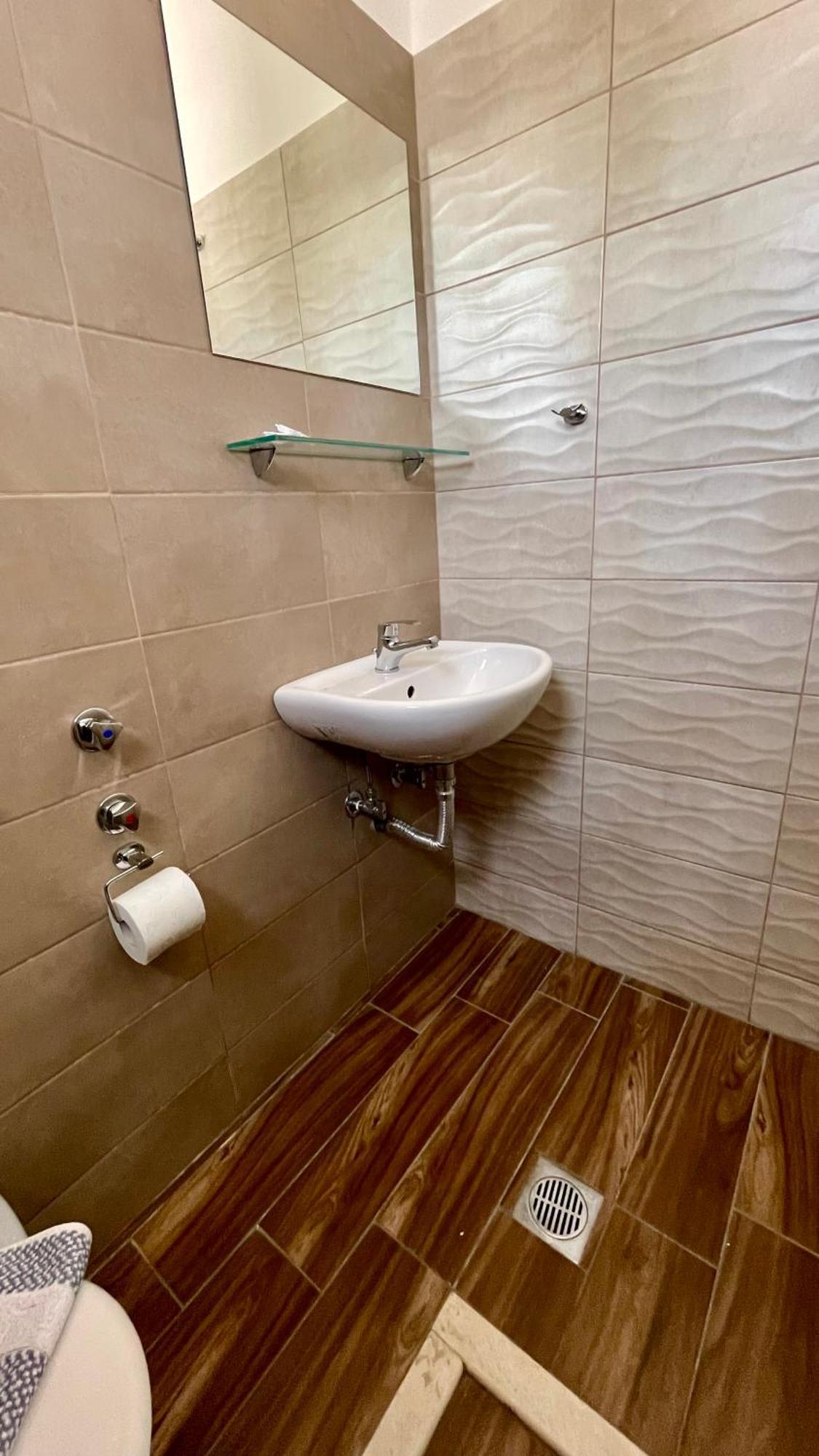 Velonis Apartments 렙토카리아 외부 사진